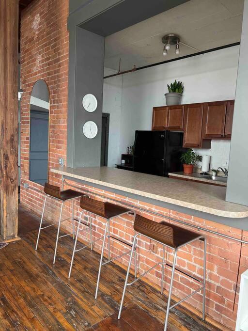 420 Friendly Canada Bridge View Loft Downtown Free Parking 디트로이트 외부 사진