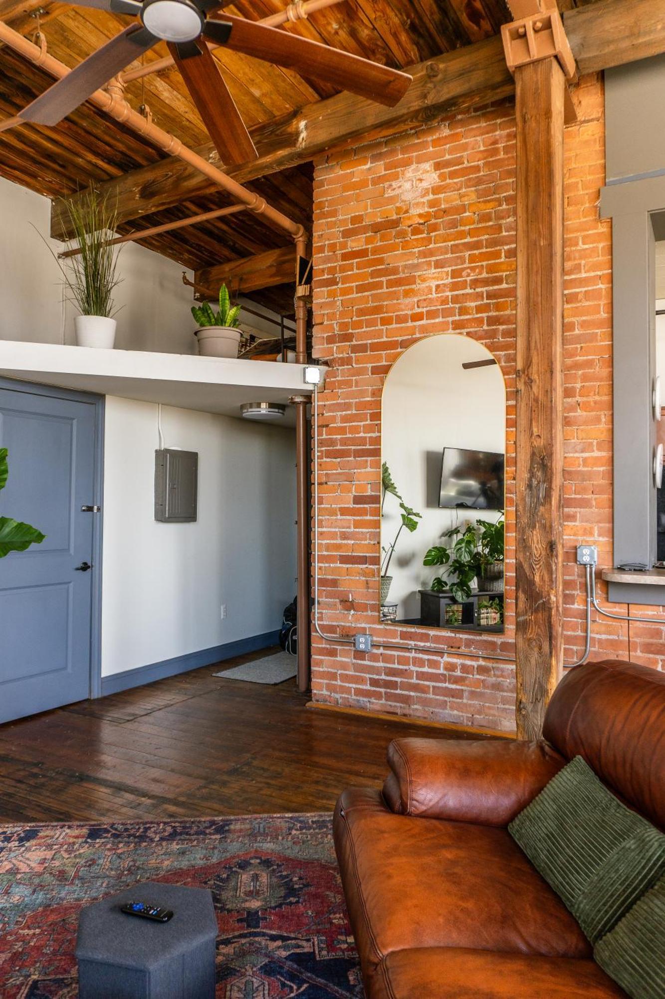 420 Friendly Canada Bridge View Loft Downtown Free Parking 디트로이트 외부 사진